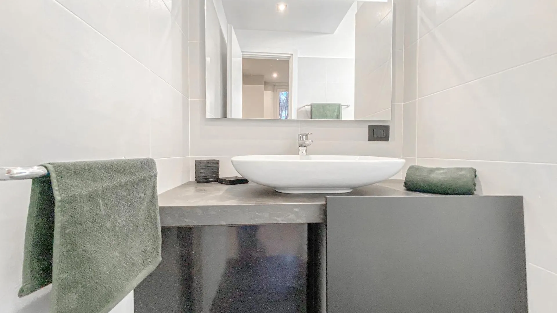 公寓 Paoli Suite Bosco Verticale - 15 Min From Duomo 米兰 意大利